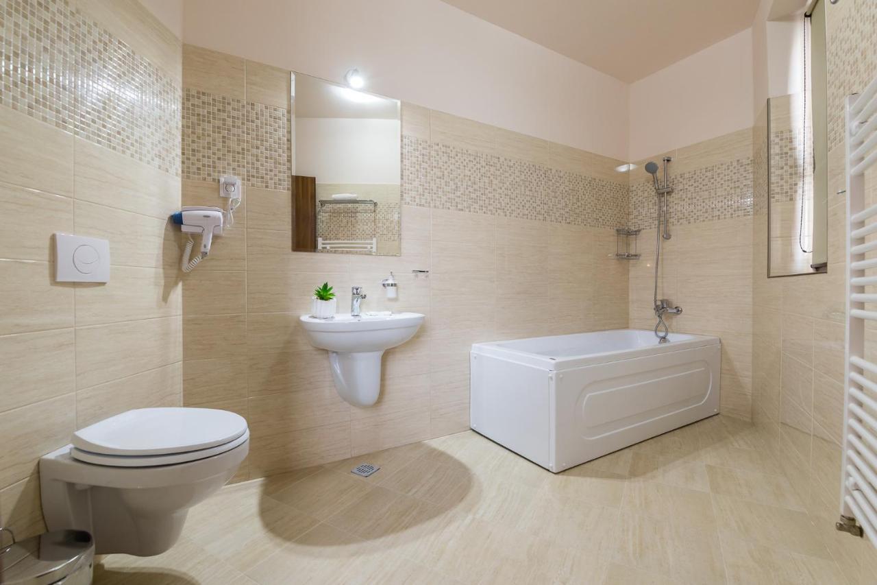 Pensiunea Select Central Targu Mures Exterior foto